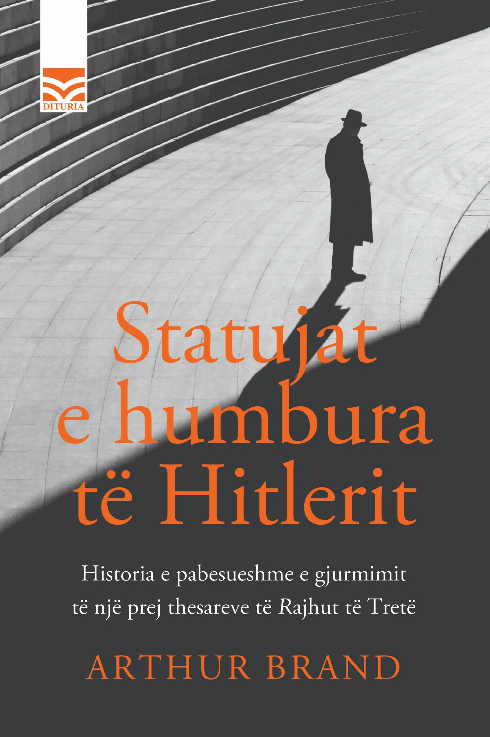 Statujat e humbura të Hitlerit